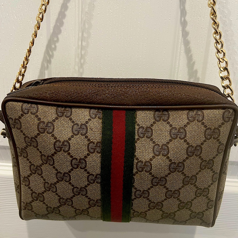 Vintage Authentic Gucci cosmetic pouch/bag.
